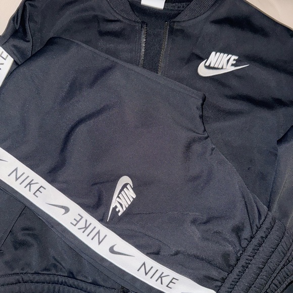 Nike Black Jacket with White Logo and Stripes - Picture 2 of 2